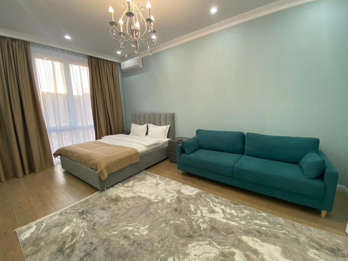 Жилой Комплекс 4You Almaty Esterno foto